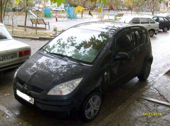 2008 Mitsubishi Colt Pics