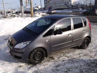 2008 Mitsubishi Colt Pics