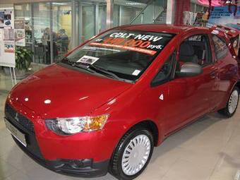 2009 Mitsubishi Colt Pictures