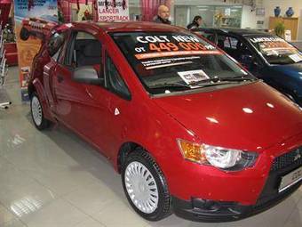 2009 Mitsubishi Colt Photos