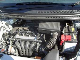 2009 Mitsubishi Colt Images