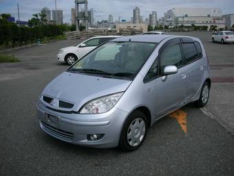 2002 Mitsubishi Colt Plus Photos