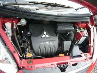 2004 Mitsubishi Colt Plus Photos