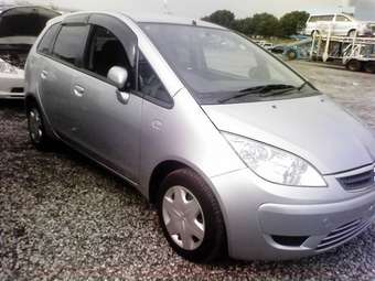 2004 Mitsubishi Colt Plus Images