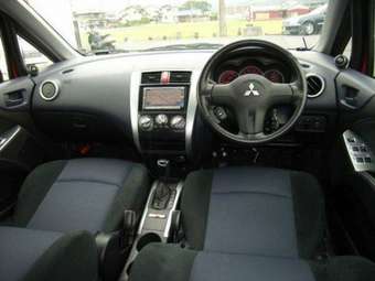 2004 Mitsubishi Colt Plus Images