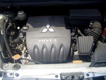 2004 Mitsubishi Colt Plus Pictures