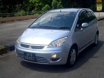 2004 Mitsubishi Colt Plus Photos