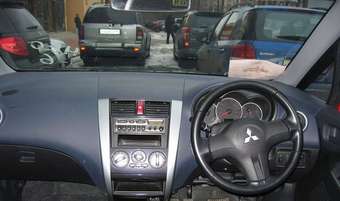 2004 Mitsubishi Colt Plus Photos