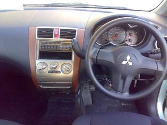 2004 Mitsubishi Colt Plus Pictures