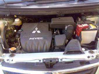 2004 Mitsubishi Colt Plus Pics