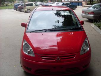 2004 Mitsubishi Colt Plus Photos