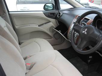 2004 Mitsubishi Colt Plus Photos