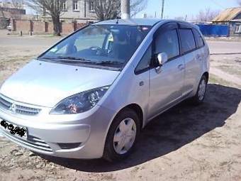 2004 Mitsubishi Colt Plus Photos