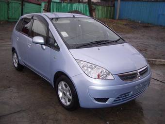 2004 Mitsubishi Colt Plus Photos