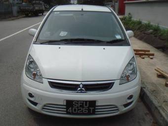 2004 Mitsubishi Colt Plus Pics