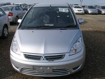 2004 Mitsubishi Colt Plus Photos