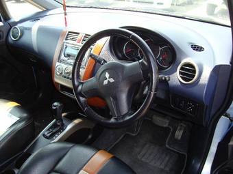 2004 Mitsubishi Colt Plus Photos