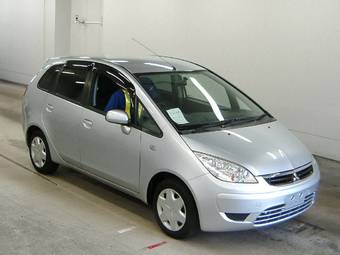 2004 Mitsubishi Colt Plus Photos