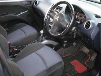 2004 Mitsubishi Colt Plus Photos