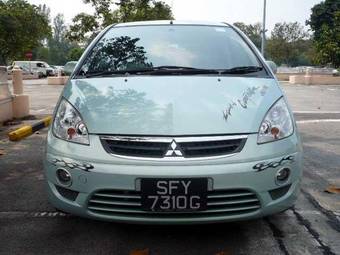 2004 Mitsubishi Colt Plus Photos