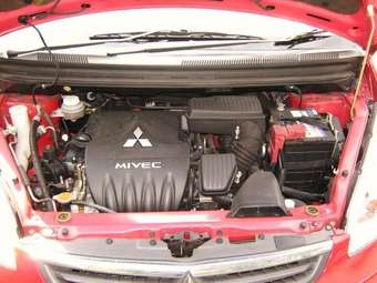 2005 Mitsubishi Colt Plus Pictures