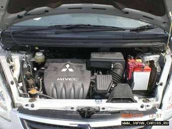 2005 Mitsubishi Colt Plus Photos