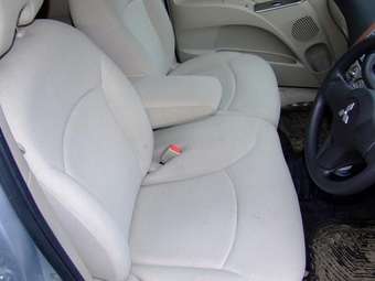 2005 Mitsubishi Colt Plus Photos
