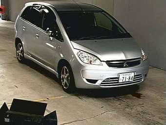 2005 Mitsubishi Colt Plus Pictures