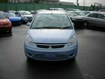 2005 Mitsubishi Colt Plus Photos