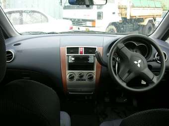2005 Mitsubishi Colt Plus Pictures