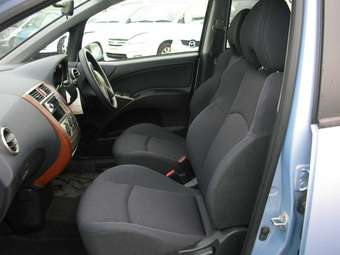 2005 Mitsubishi Colt Plus Pictures