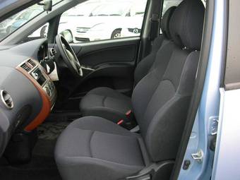 2005 Mitsubishi Colt Plus Photos