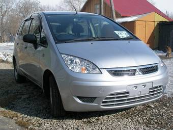 2005 Mitsubishi Colt Plus Photos