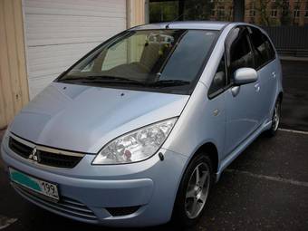 2005 Mitsubishi Colt Plus Photos