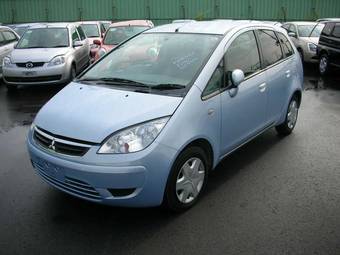 2005 Mitsubishi Colt Plus Photos