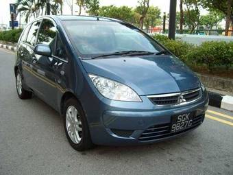 2005 Mitsubishi Colt Plus Photos