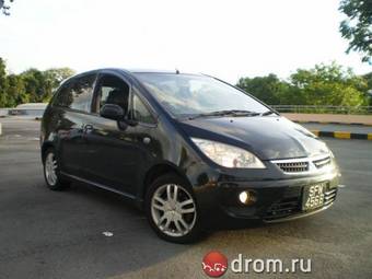 2005 Mitsubishi Colt Plus Photos