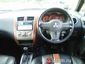 2005 Mitsubishi Colt Plus Photos