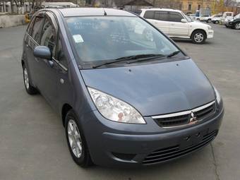 2005 Mitsubishi Colt Plus Images