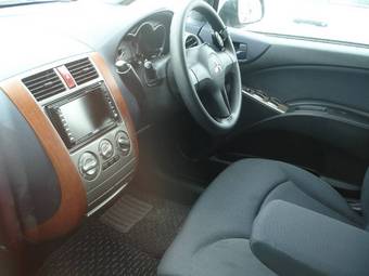 2005 Mitsubishi Colt Plus Photos