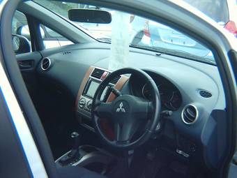 2005 Mitsubishi Colt Plus Pictures