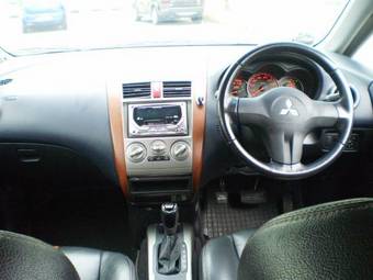 2005 Mitsubishi Colt Plus Wallpapers