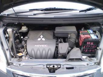 2005 Mitsubishi Colt Plus Pics
