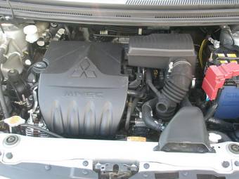 2005 Mitsubishi Colt Plus Images