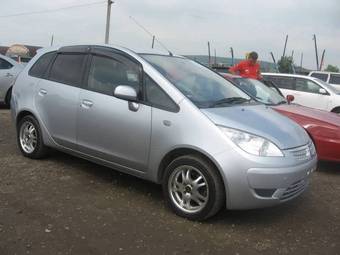 2005 Mitsubishi Colt Plus Photos