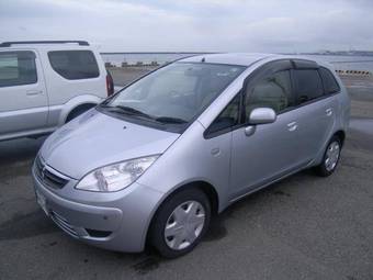 2005 Mitsubishi Colt Plus Photos