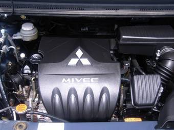 2005 Mitsubishi Colt Plus Photos
