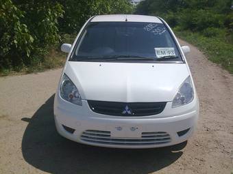 2005 Mitsubishi Colt Plus Photos