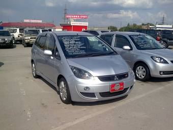 2005 Mitsubishi Colt Plus Photos