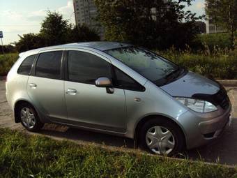 2005 Mitsubishi Colt Plus Photos